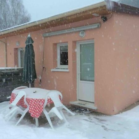 Le Coin Tranquille Au Pied Du Puy De Dome Appartement Pontgibaud Buitenkant foto