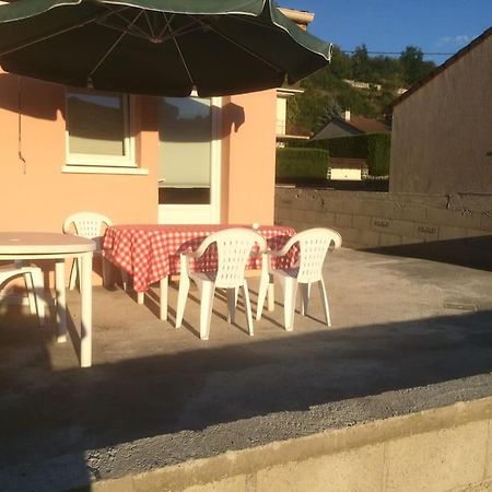Le Coin Tranquille Au Pied Du Puy De Dome Appartement Pontgibaud Buitenkant foto